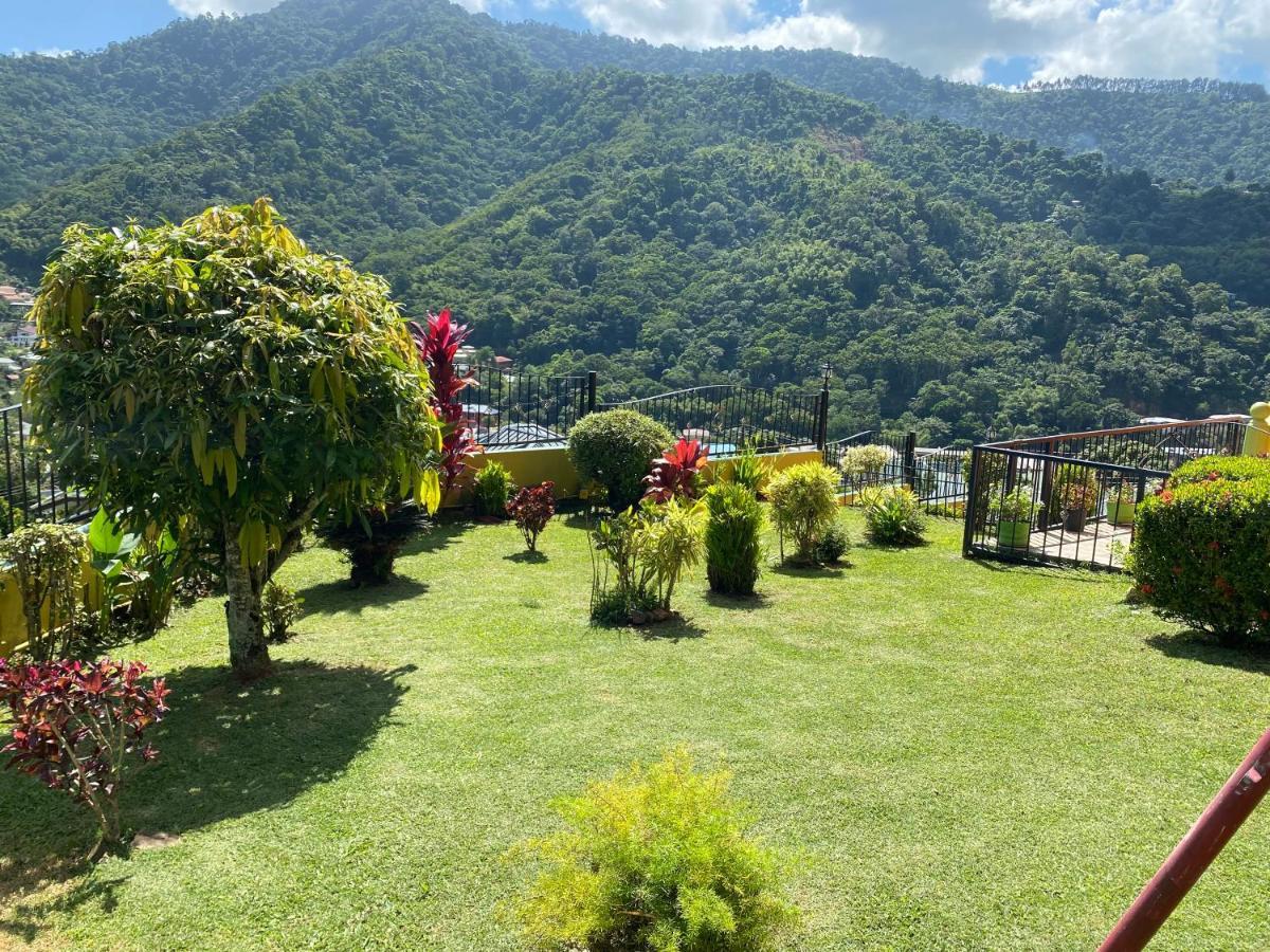 Mountain Palace Saint Joseph 外观 照片