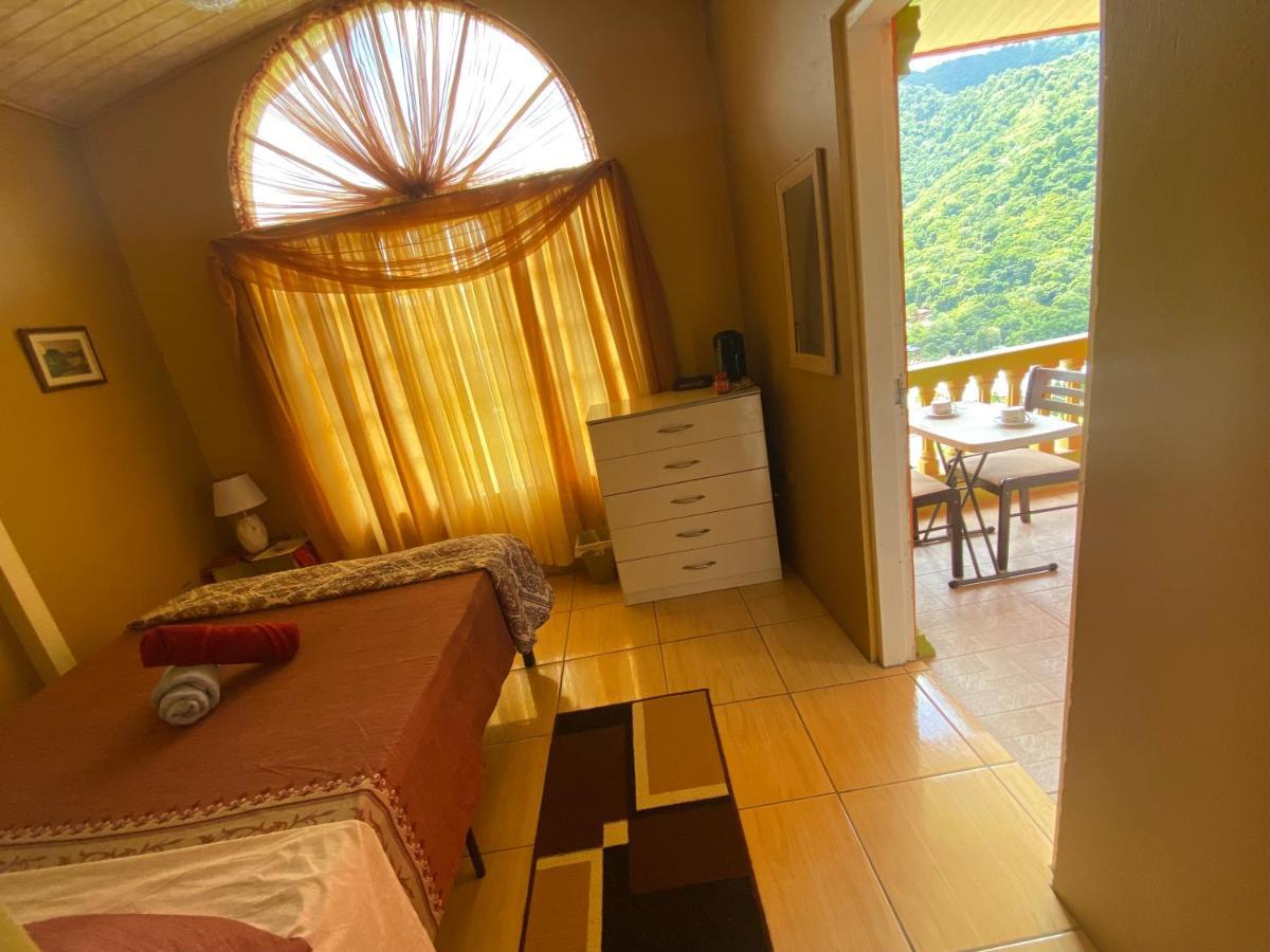 Mountain Palace Saint Joseph 外观 照片